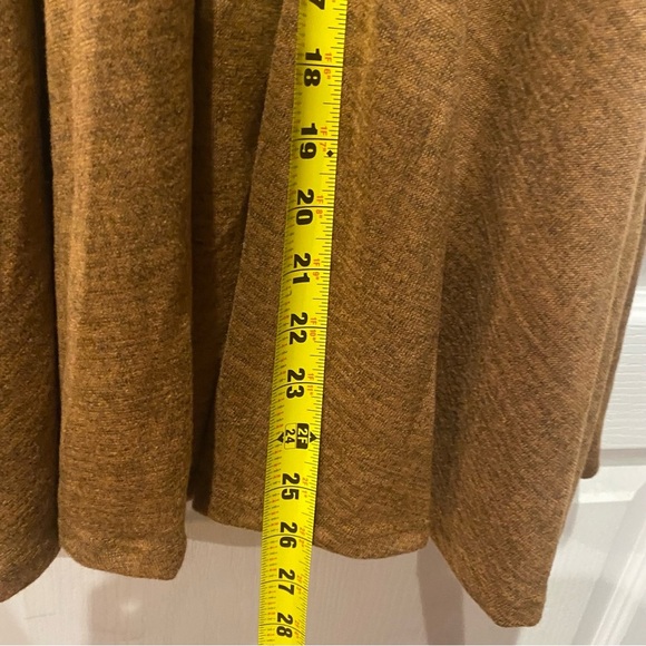 REB & J 220 Boutique Elegant Brown Long Sleeve Dress size Medium - Picture 10 of 10